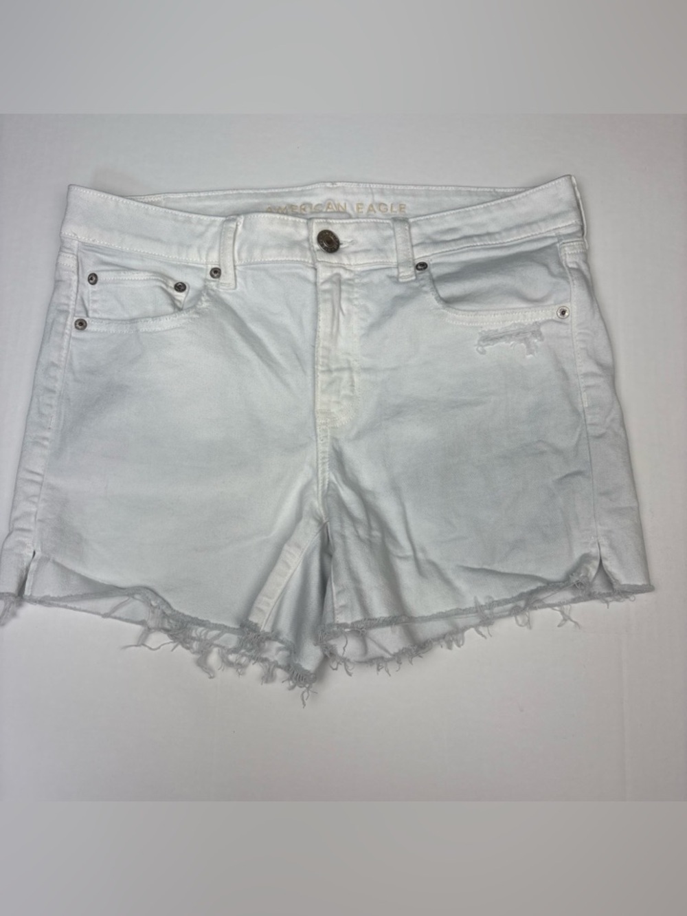 American Eagle Women 12 Denim Shorts White Midi Raw Hem Flaws Cut Off Stretch